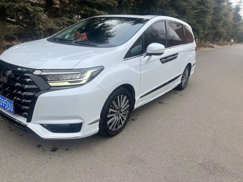 青岛24年本田艾力绅2