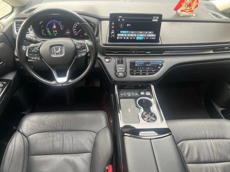 青岛24年本田艾力绅6