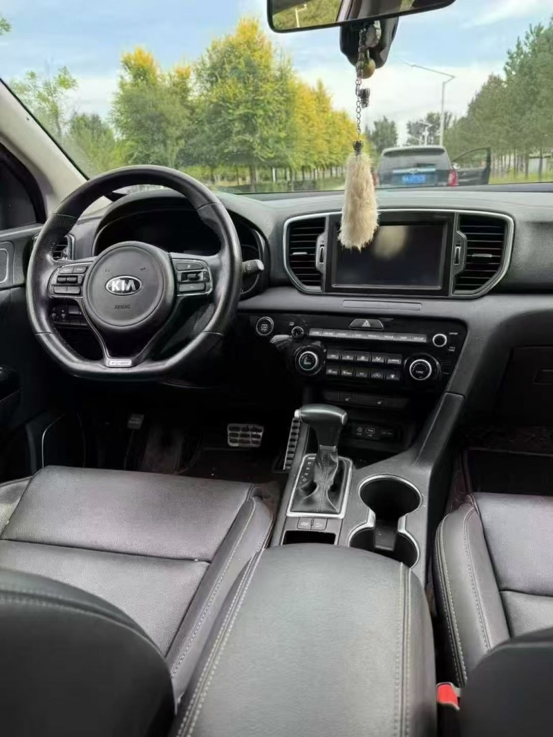 呼和浩特17年起亚KX52