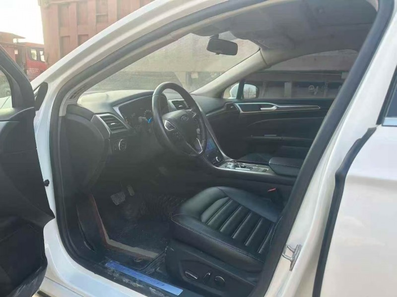 济宁21年福特蒙迪欧4