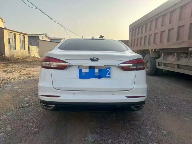 济宁21年福特蒙迪欧6