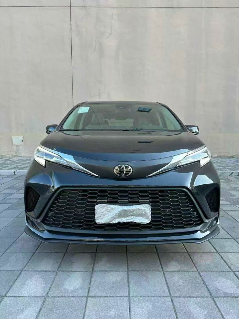 营口25年丰田格兰维亚1