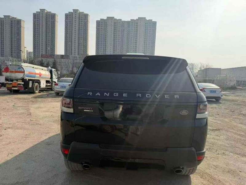 常州14年路虎揽胜运动8