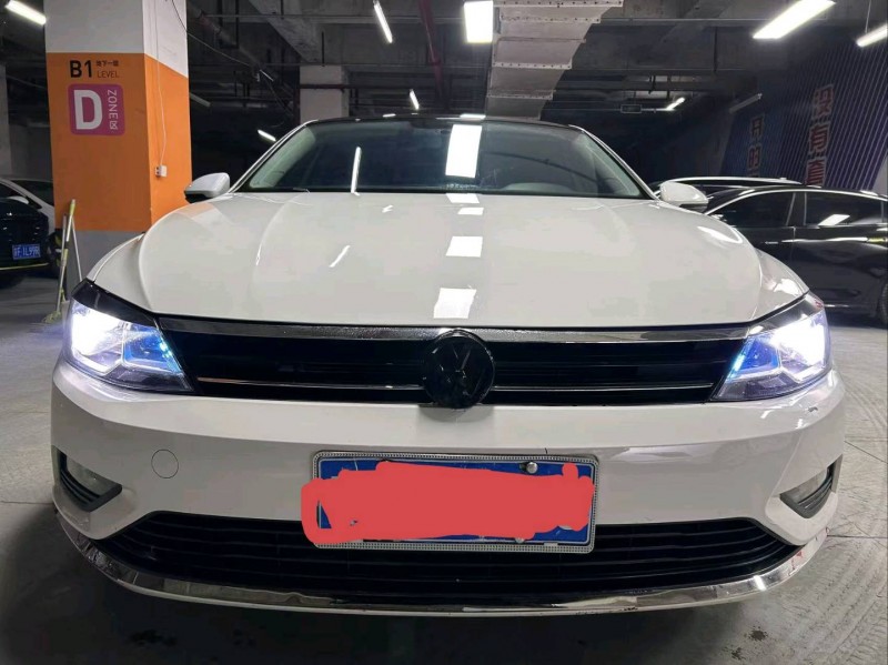 成都16年大众凌渡1