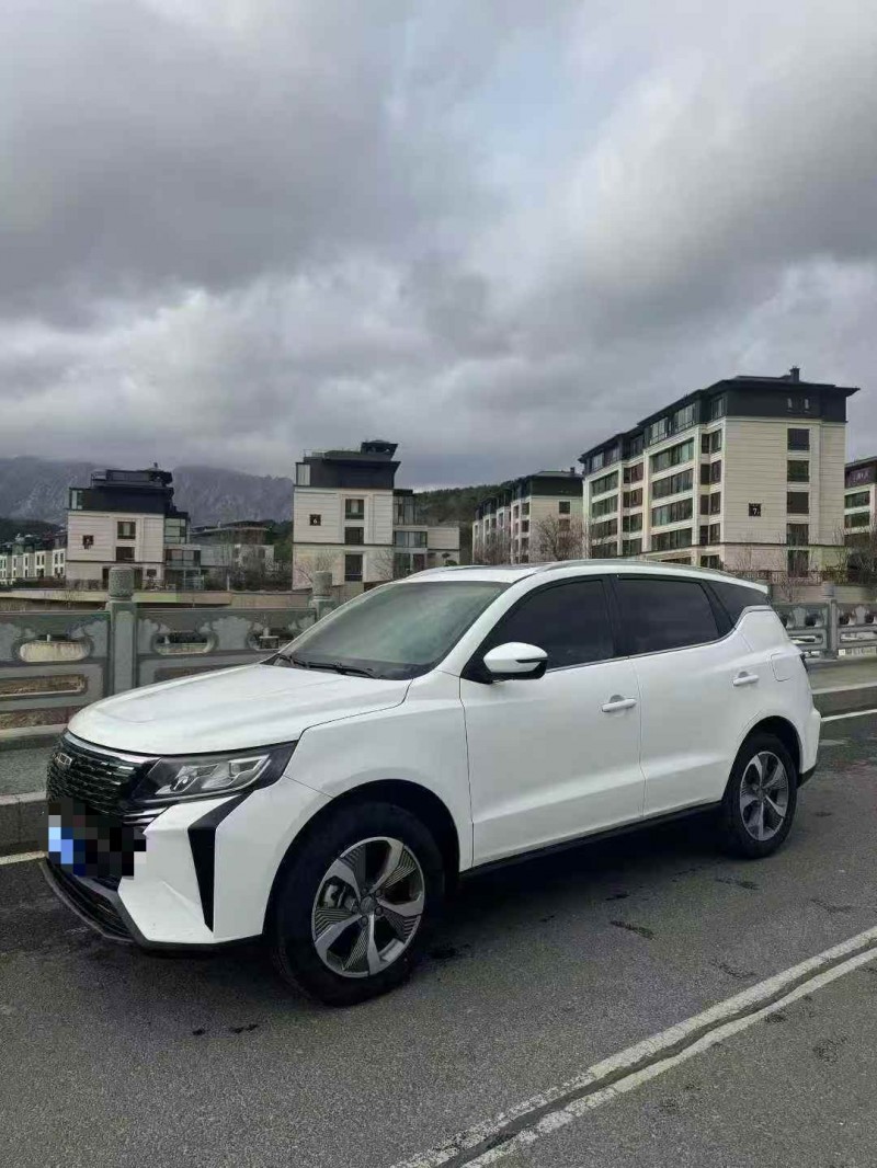 淄博24年吉利豪越3