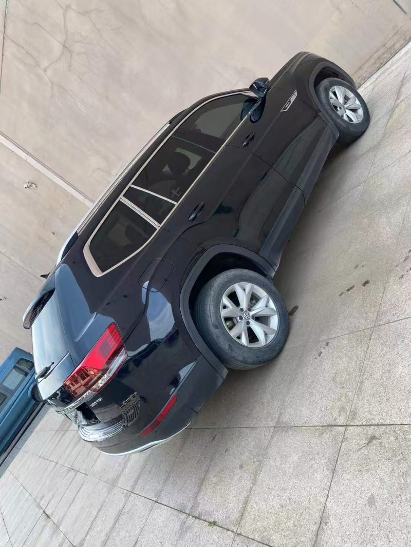 营口19年大众途昂9