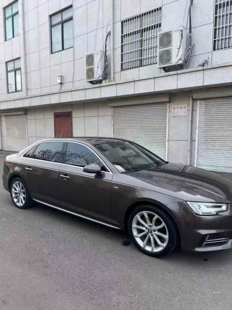 南京18年奥迪A4L3