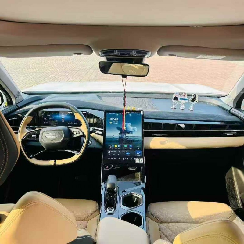 枣庄23年吉利博越7