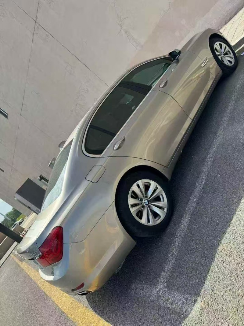 营口13年宝马7系9