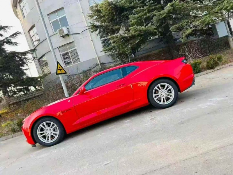 淄博25年雪佛兰科迈罗3