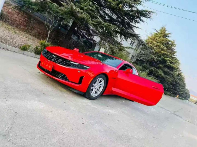 淄博25年雪佛兰科迈罗5