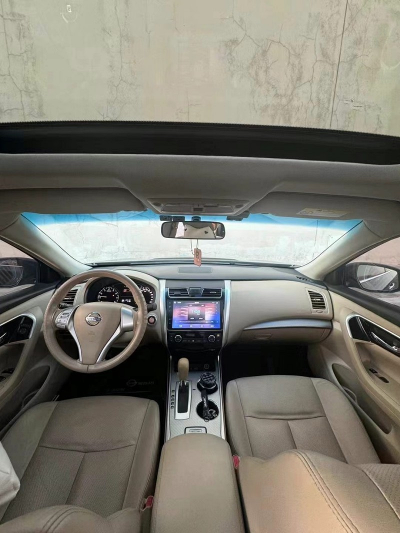 营口19年日产天籁3