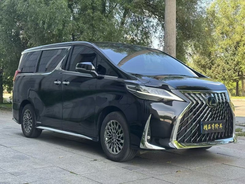吉林22年雷克萨斯LM雷尔法2