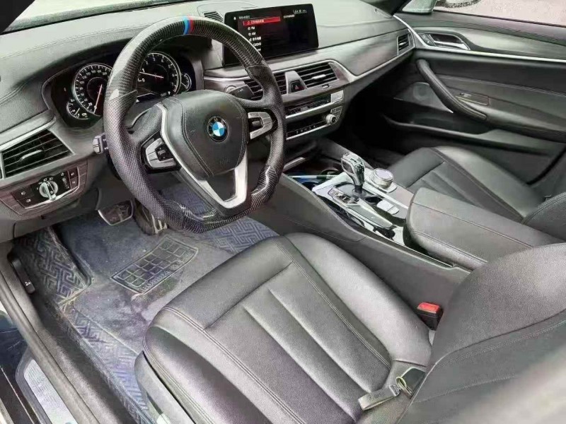 济宁18年宝马5系3