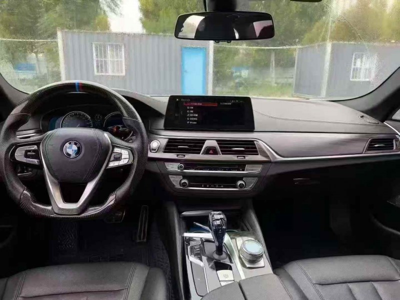 济宁18年宝马5系4