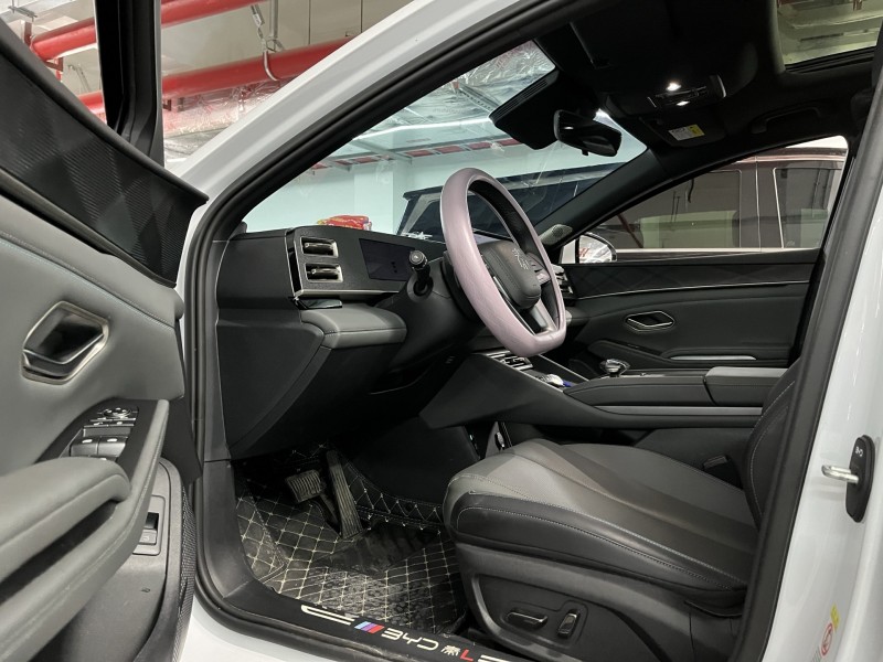 深圳25年比亚迪秦4