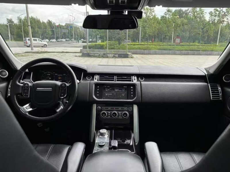 吉林16年路虎揽胜行政5