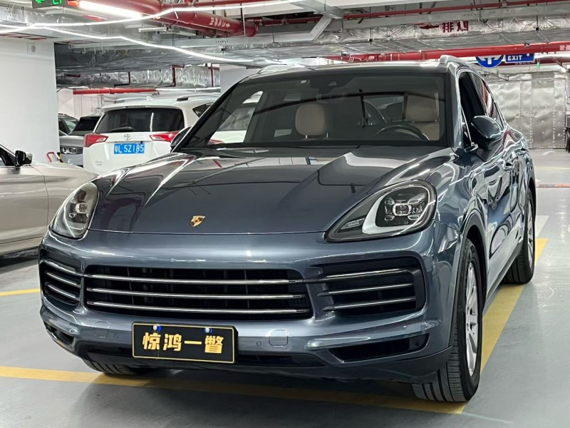 深圳19年保时捷卡宴3
