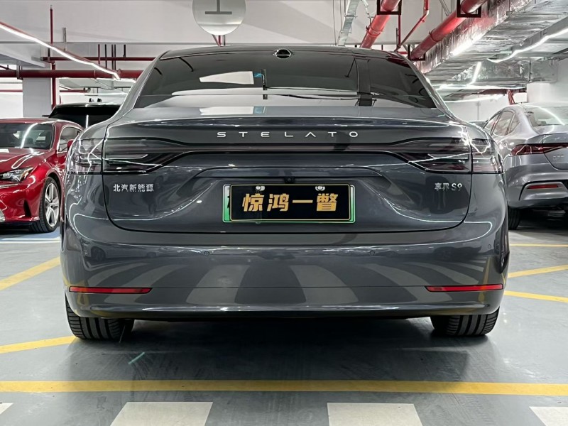 深圳25年华为智选享界9