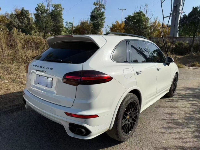 宜昌16年保时捷卡宴7