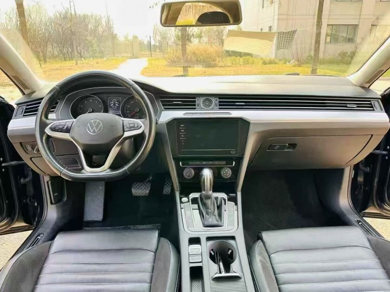 枣庄22年大众迈腾6