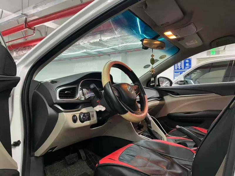 深圳18年别克英朗3