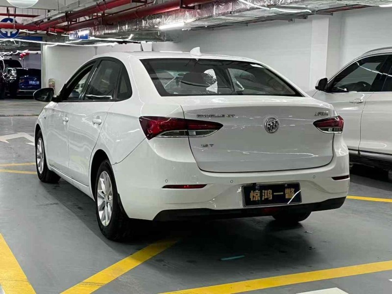 深圳18年别克英朗7