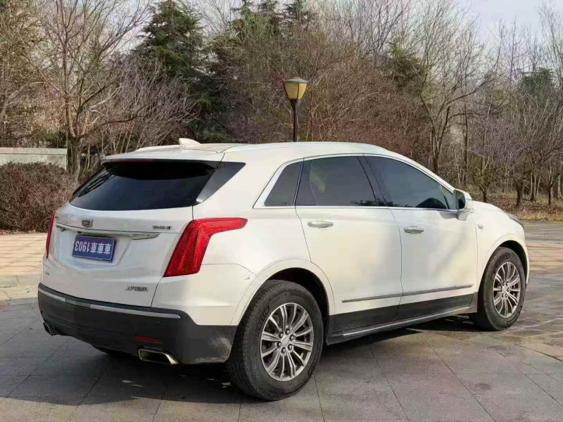 青岛16年凯迪拉克XT56