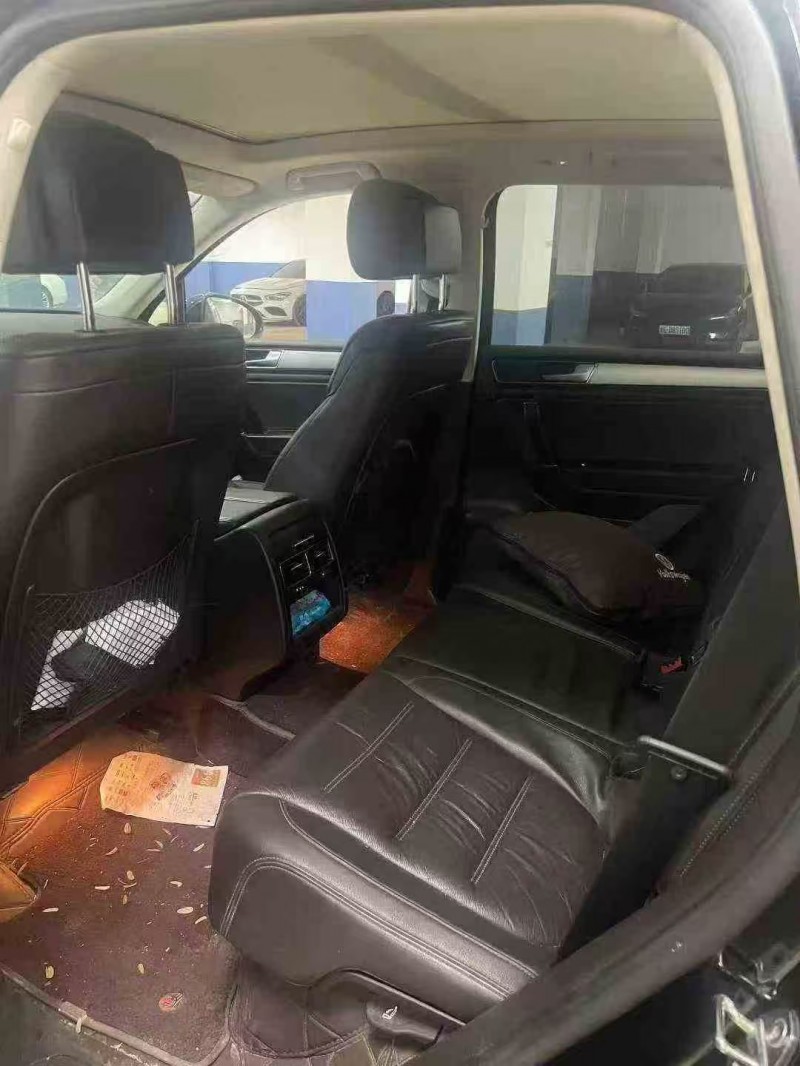 六盘水18年大众途锐4