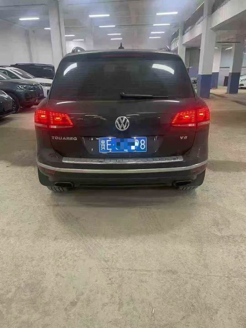 六盘水18年大众途锐9