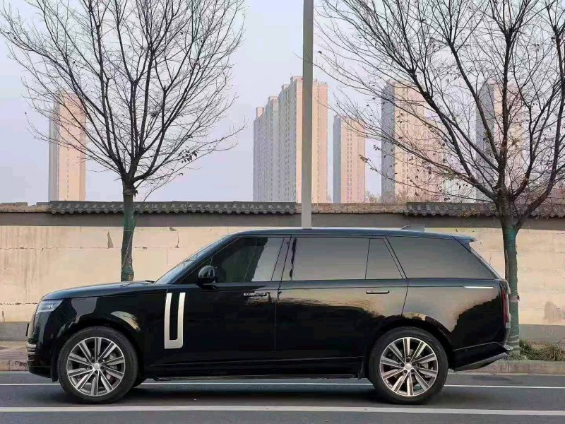 郑州25年路虎揽胜7