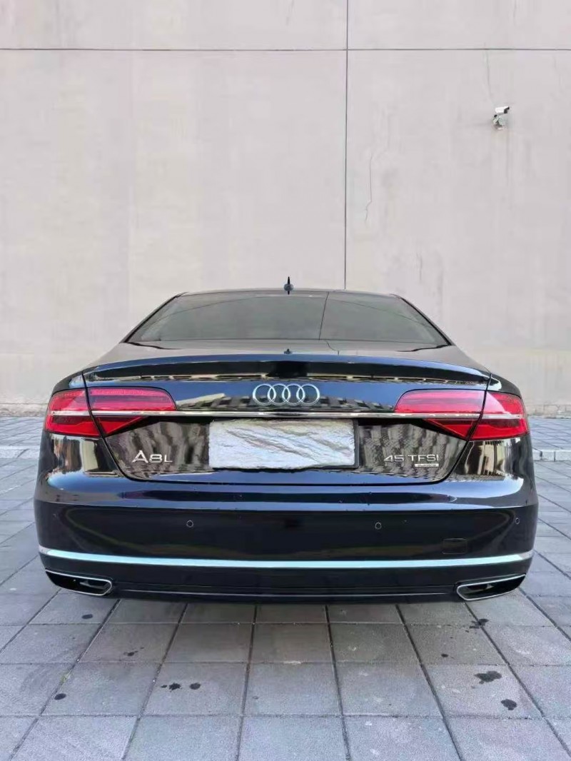 营口17年奥迪A8L9