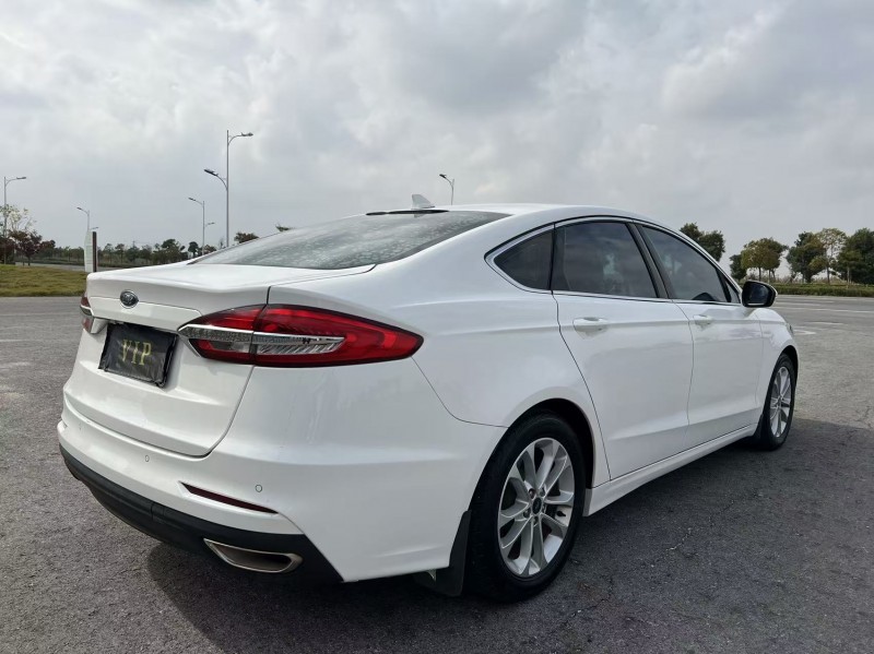 盐城21年福特蒙迪欧8