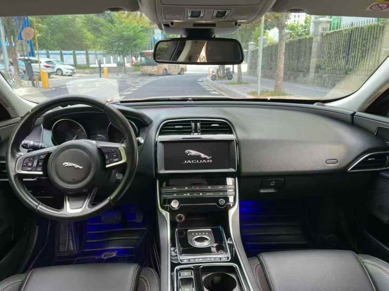 深圳18年捷豹XEL5