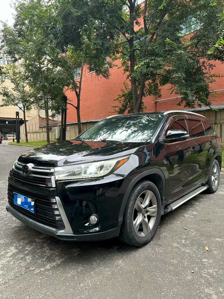 成都18年丰田汉兰达2