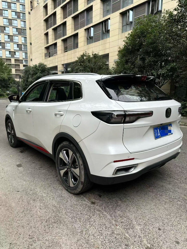 成都22年长安汽车CS557