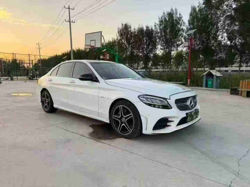 徐州21年奔驰C2