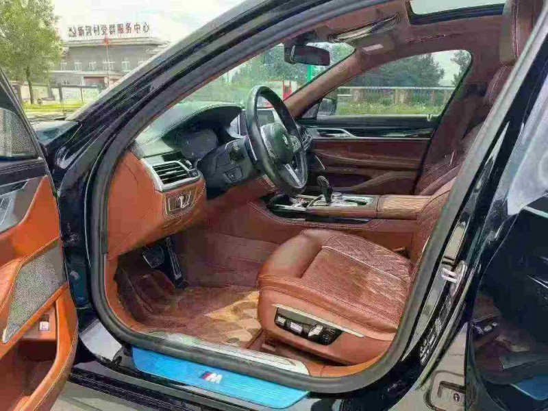 徐州22年宝马7系3