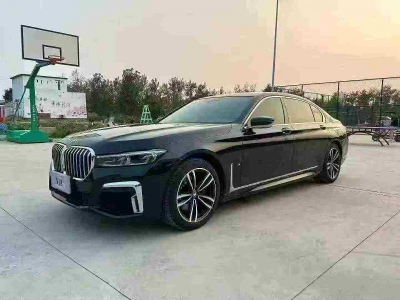 徐州21年宝马7系3