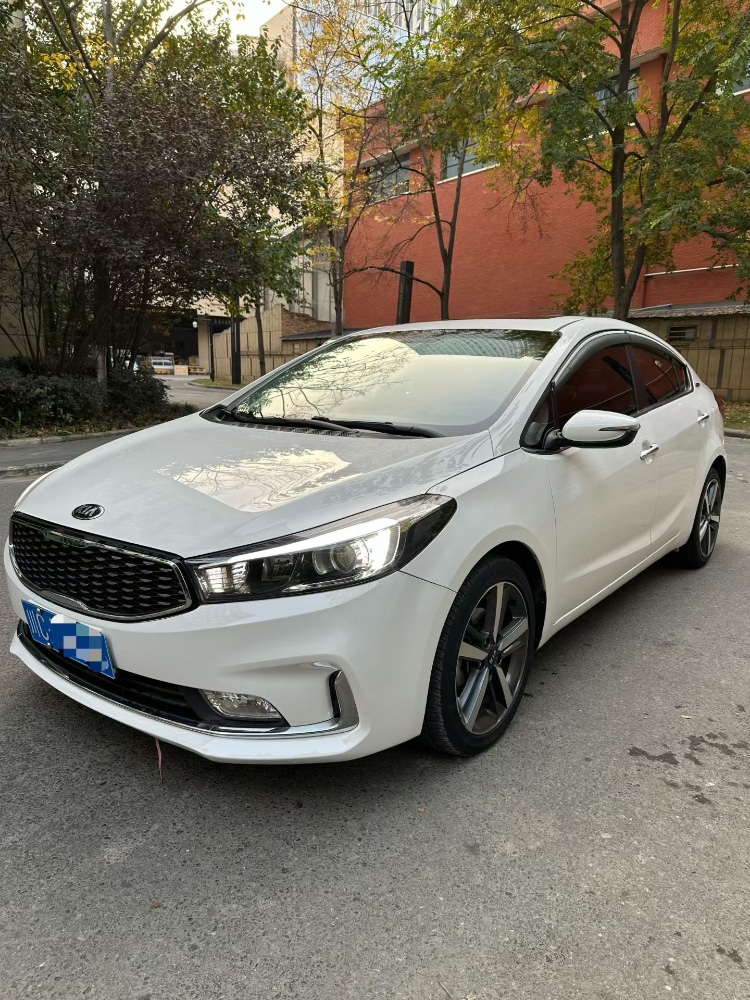 成都17年起亚K32