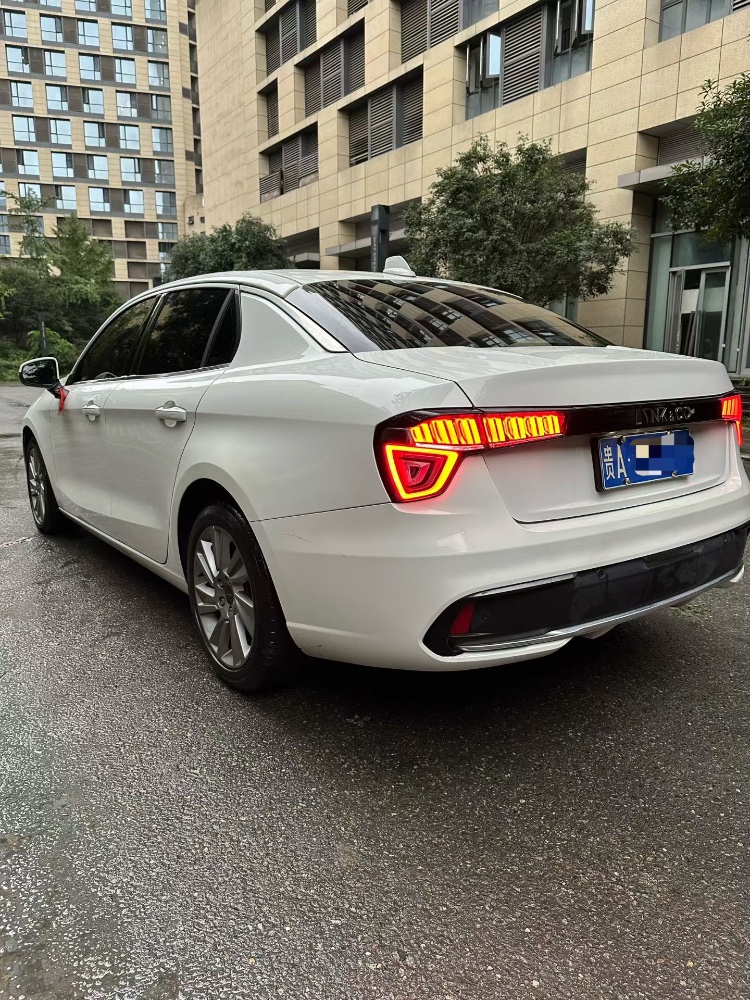 成都19年领克037