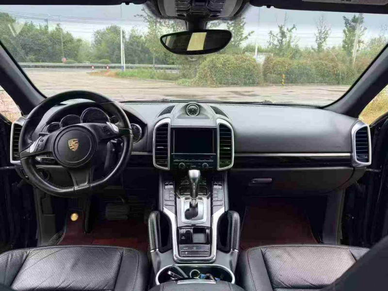 徐州14年保时捷卡宴5