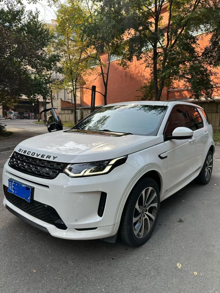 成都20年路虎发现2