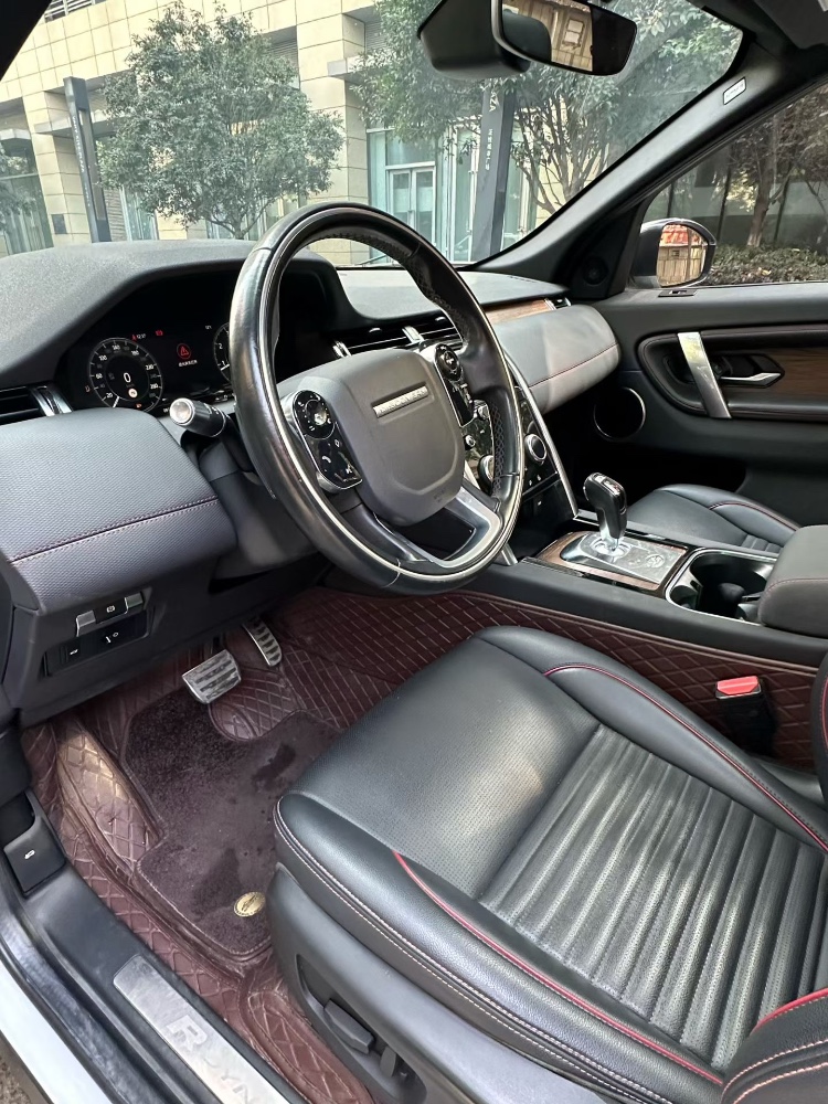 成都20年路虎发现4