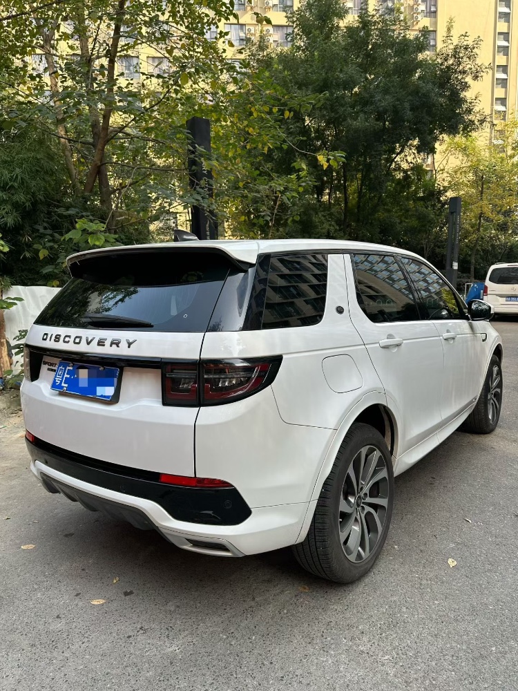 成都20年路虎发现9