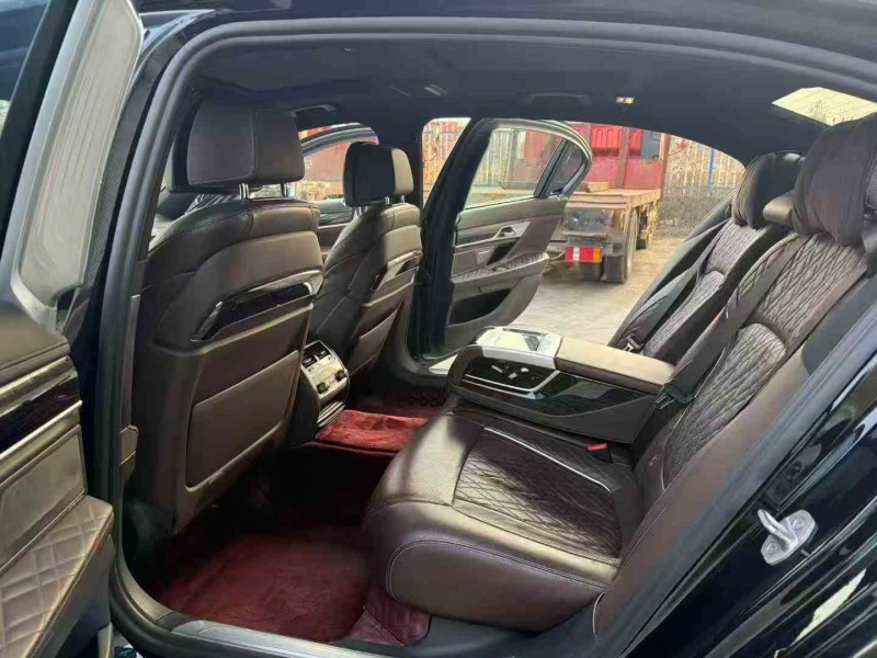 徐州20年宝马7系7