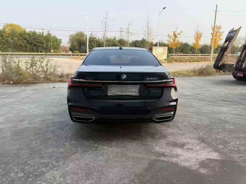 徐州20年宝马7系9