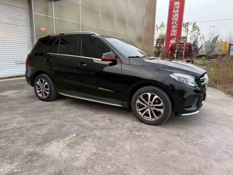 徐州17年奔驰GLE2