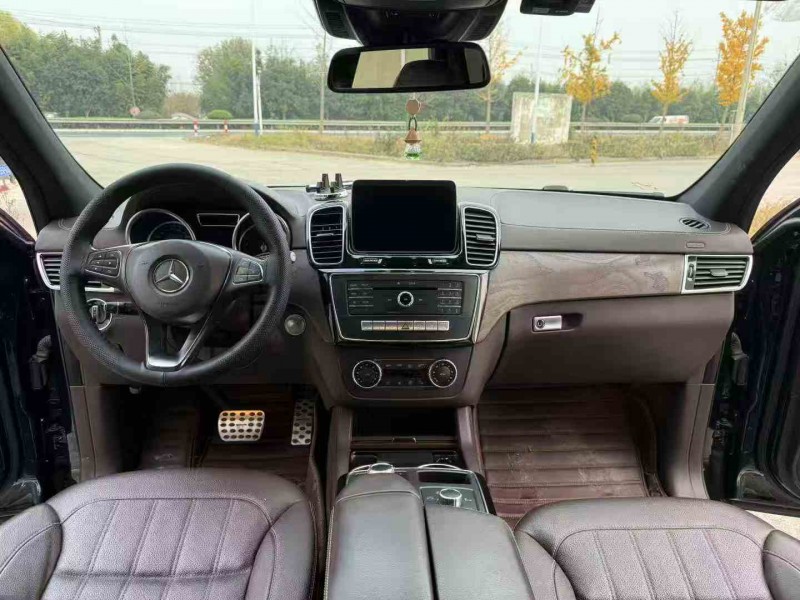 徐州17年奔驰GLE5