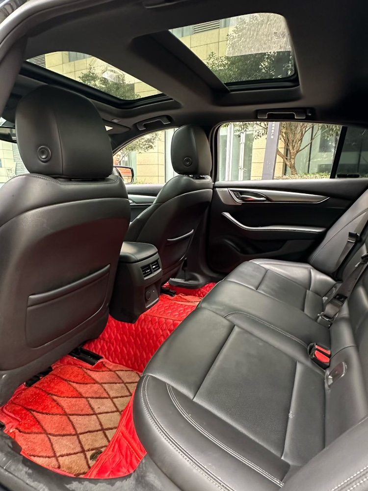 成都21年凯迪拉克CT56